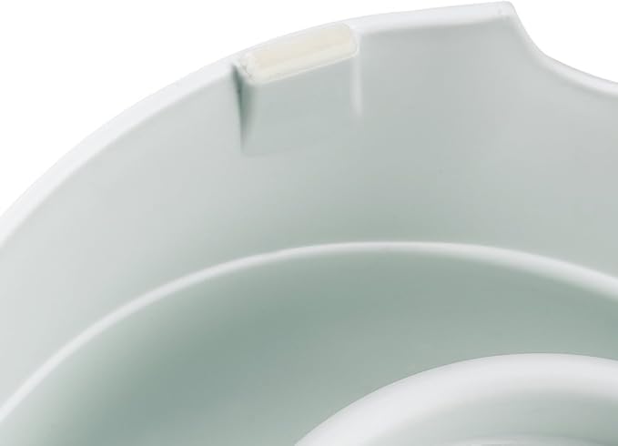 Ferplast Food or Water Dispenser for Dogs and Cats AZIMUT 1500 Pet Dispenser 1, 5 Liter Dry Food Feeder Water Feeder, Sturdy Plastic, Non-Slip Bottom, 16,5 x 25 x h 24,5 cm White