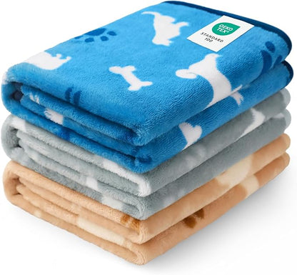 Luciphia 1 Pack 3 Dog Printed Fleece Pet Blankets Washable，Soft Warm Throw Covers for Crate Couch Bed，Cozy Puppy Essentials for Dogs and Cats， Blue/Grey/Khaki, Medium (30x20)