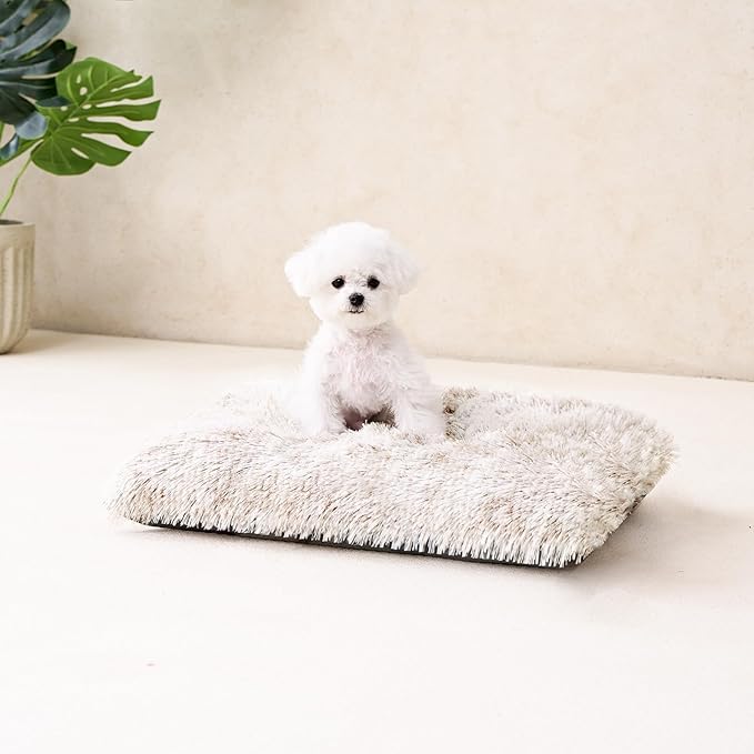 EHEYCIGA Fluffy Dog Crate Bed for Small Dogs, Plush Faux Fur Crate Pad, Calming Anti Anxiety Small Dog Bed, Washable Soft Warm Mat with Non-Slip Bottom, Brown