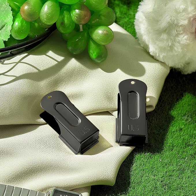 2 Pieces Brass Pet Training Clicker Signaling Cricket Clicker Metal Dog Clicker for Puppy Cats Trainer Pet Owners(Black)