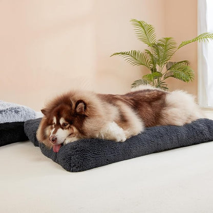 EHEYCIGA Fluffy Dog Crate Bed for Small Dogs, Plush Faux Fur Crate Pad, Calming Anti Anxiety Small Dog Bed, Washable Soft Warm Mat with Non-Slip Bottom, Dark Grey