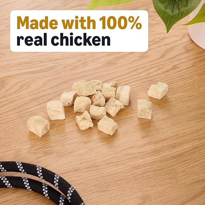 Amazon Basics Dog Treats Freeze Dried Raw Single Ingredient Chicken Breast, High Protein, Healthy Training Treats or Meal Topper for all Dogs, Grain-Free, 3 Oz (Pack of 1) (Previously Wag)
