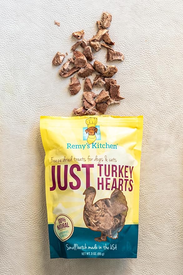 Freeze Dried Dog & Cat Treats – Turkey Hearts & Chicken Medley, Single Ingredient, All-Natural, USA Made, Human-Grade, Grain-Free, 3 oz (2-Pack)
